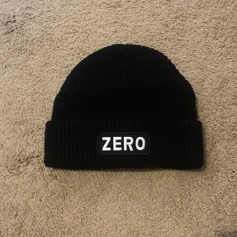 ZERO Black Knit Beanie